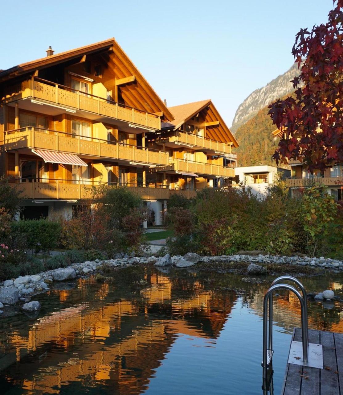 An Apartment In A Modern Swiss Chalet Iseltwald Eksteriør billede